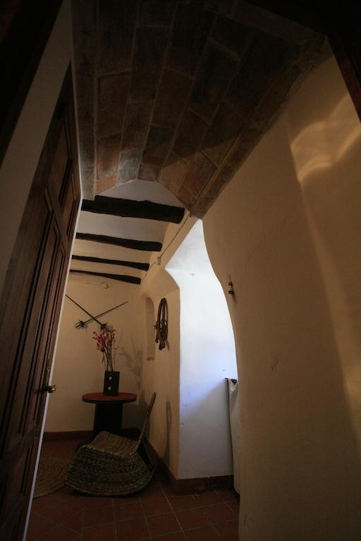 הוילה קוסנטיינה Torreta De Sant Tomas מראה חיצוני תמונה